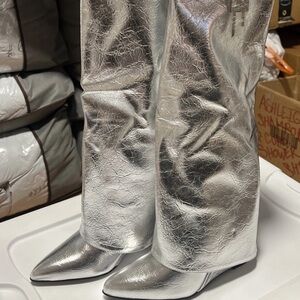 Women's Silver Ultimate Flirt Overlay Boots Fashion Nova Size 7 New…S6